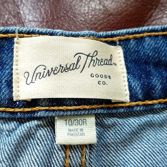 10/30R Universal Thread Patched Jeans - Picture 4 of 6